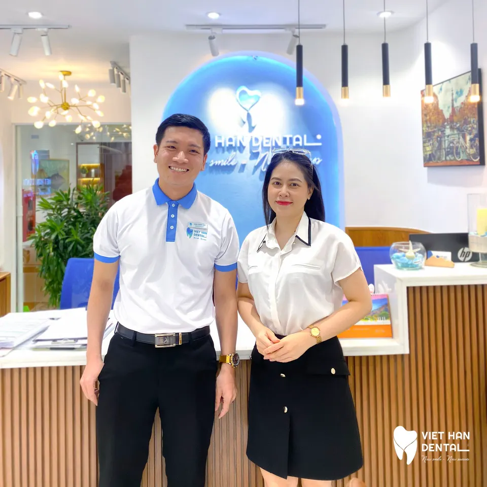 phong-kham-cay-ghep-implant-an-toan-o-Nha-Trang