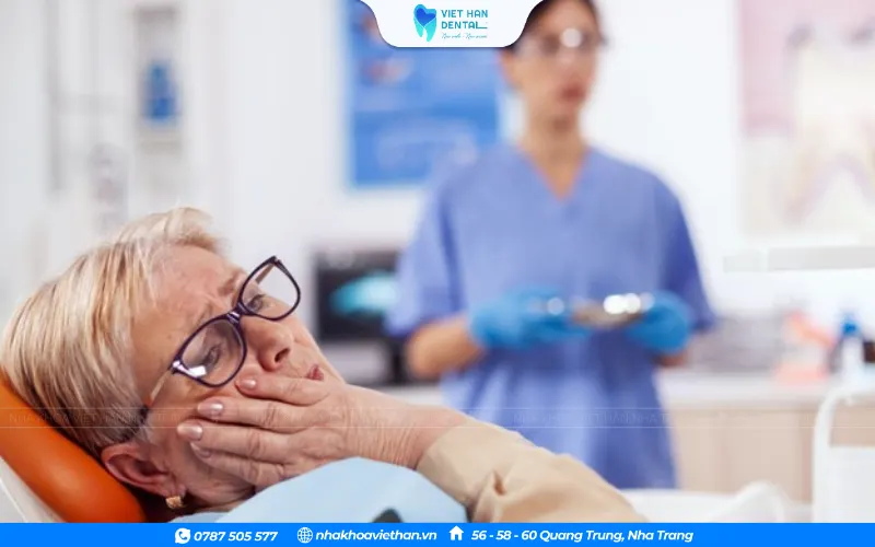 Trồng răng Implant không đúng kỹ thuật có thể khiến trụ Implant bị đào thải