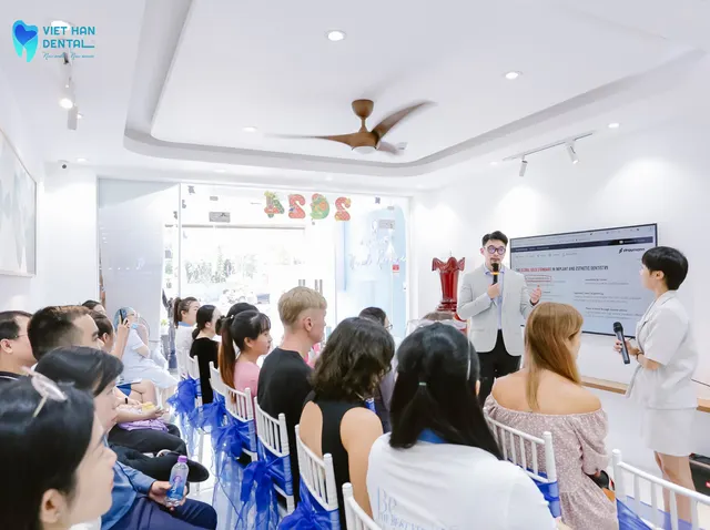 4Hợp tác giữa ClearCorrect và Nha Khoa Việt Hàn