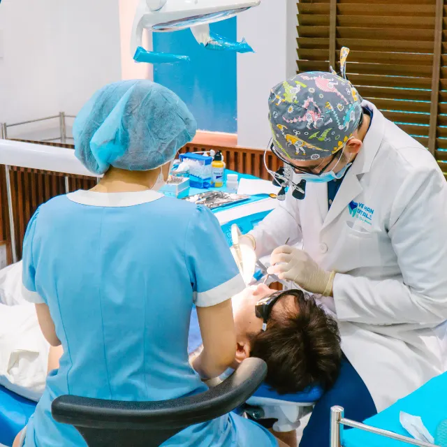 Tuân thủ lịch tái khám định kỳ 