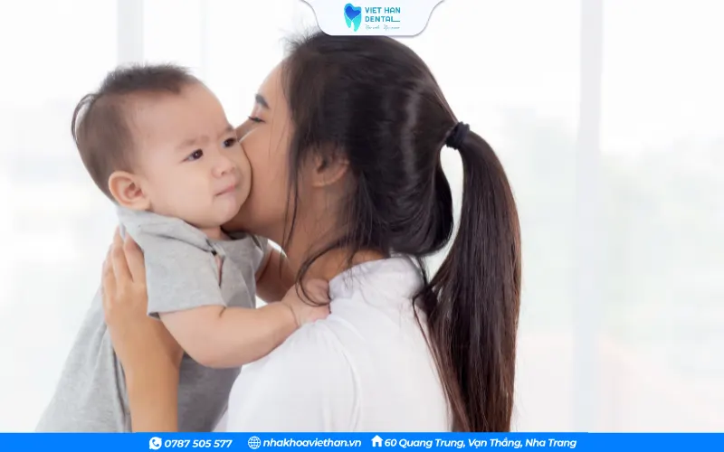 Sau sinh bao lâu thì bọc răng sứ được? 
