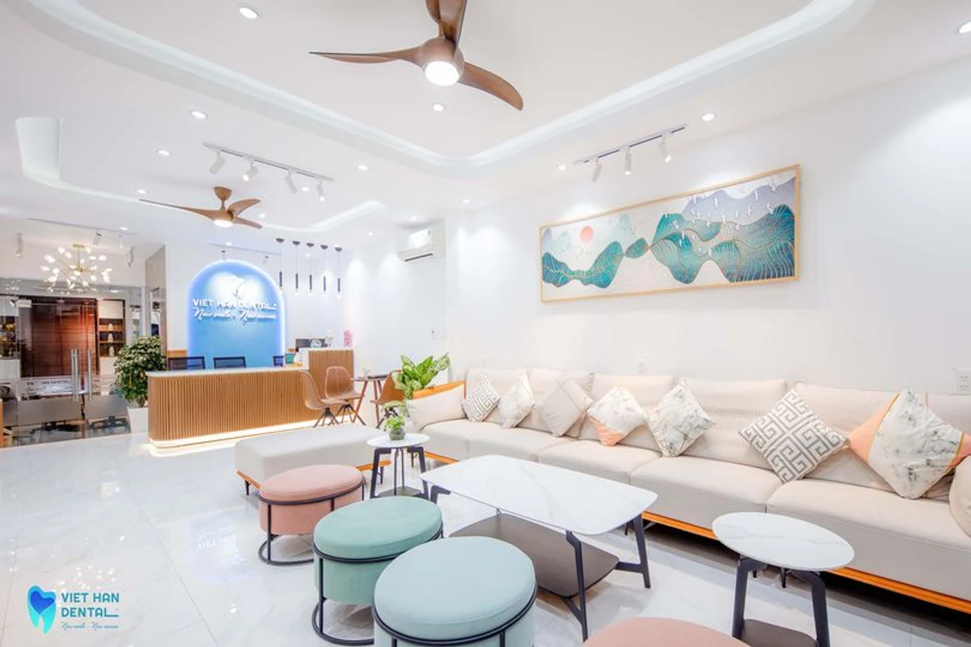 Reception & waiting lounge — Ground floor