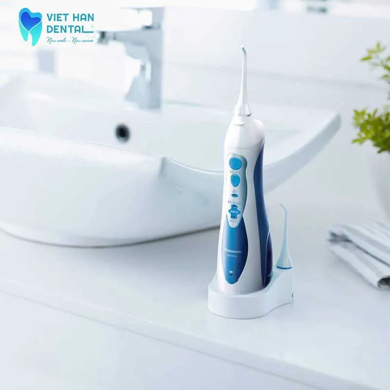 Máy tăm nước cầm tay 