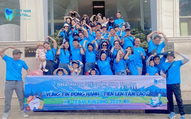 Nha khoa Việt Hàn tổ chức chương trình Team Building 2023