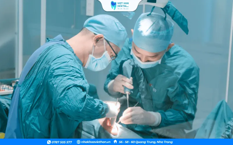 Bác sĩ trồng răng Implant phải có kỹ thuật vừng chắc để đảm bảo an toàn cho khách hàng