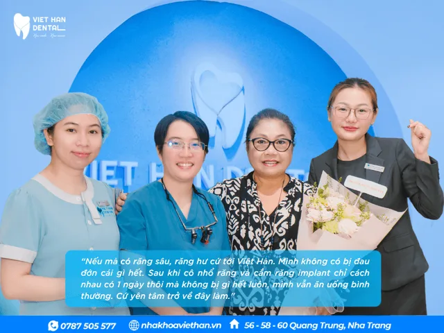 Việt kiều Canada phục hồi nụ cười với Implant và răng sứ